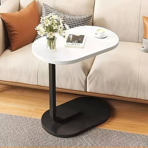 Mesa de Canto Moderna em Madeira em Forma de C - Design Elegante e Economizador de Espaço com Pernas de Metal Resistentes para Decoração de Sala de Estar